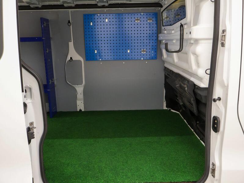 Opel Vivaro vaihtoauto