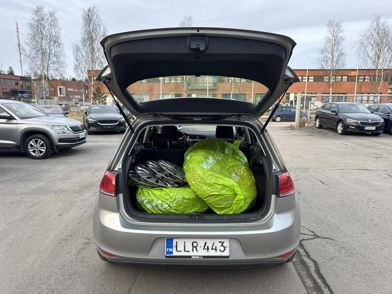 Volkswagen Golf vaihtoauto