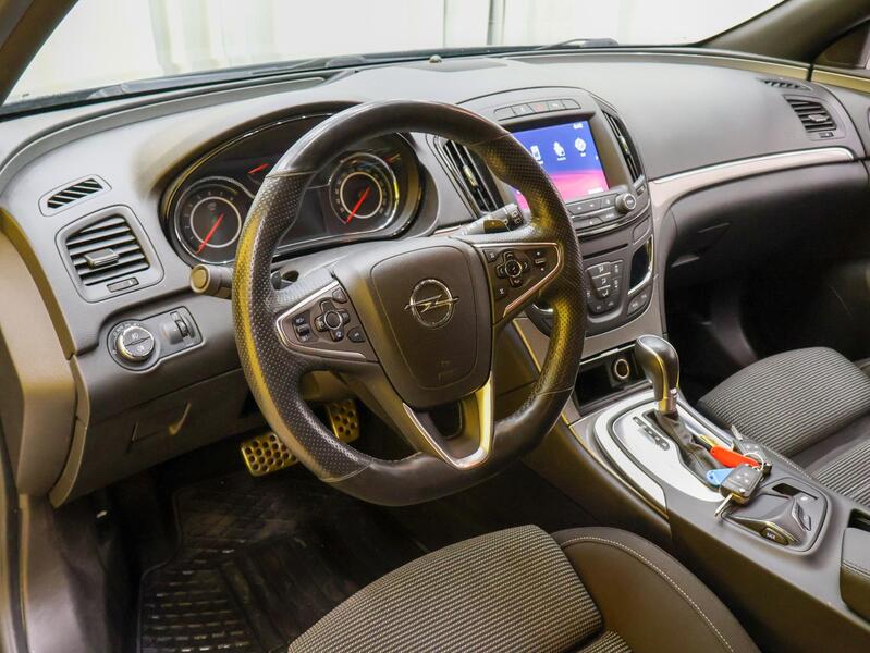 Opel Insignia vaihtoauto