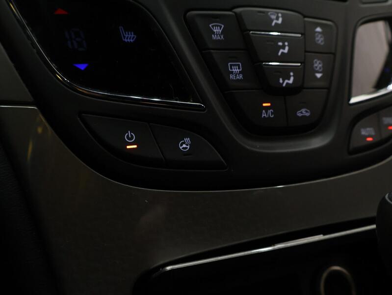 Opel Insignia vaihtoauto