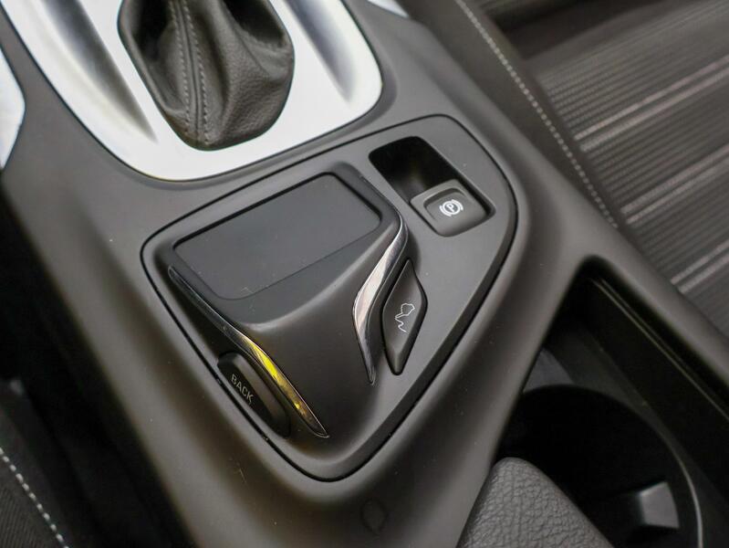 Opel Insignia vaihtoauto