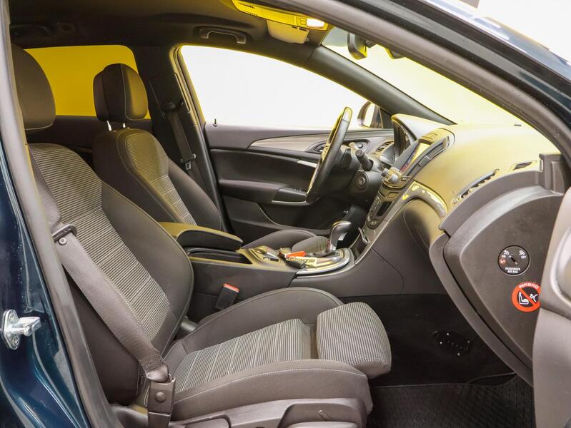 Opel Insignia vaihtoauto