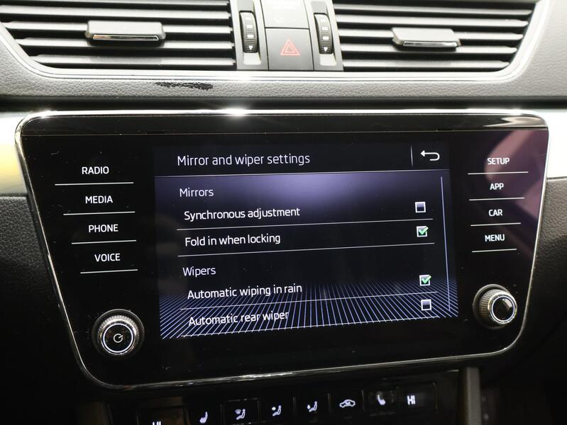 Skoda Superb vaihtoauto