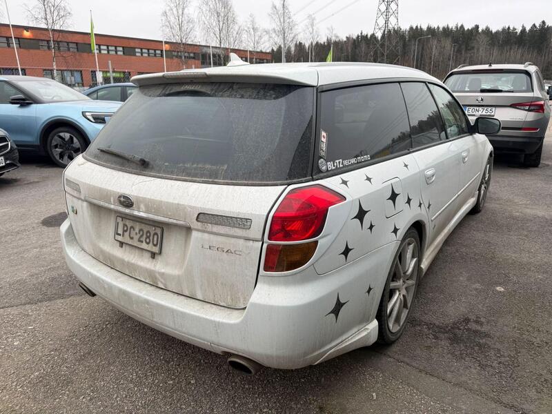 Subaru Legacy vaihtoauto