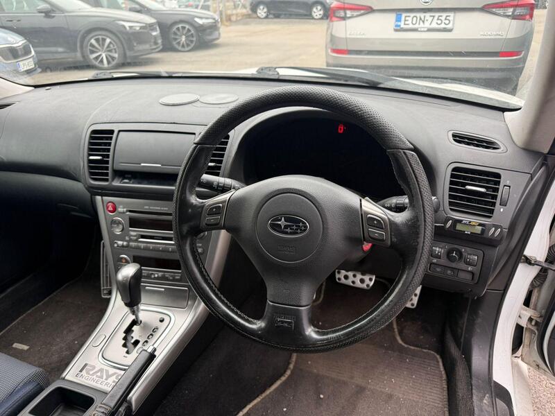 Subaru Legacy vaihtoauto