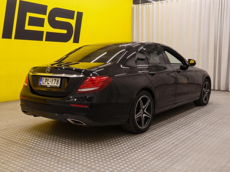 Mercedes-Benz E vaihtoauto