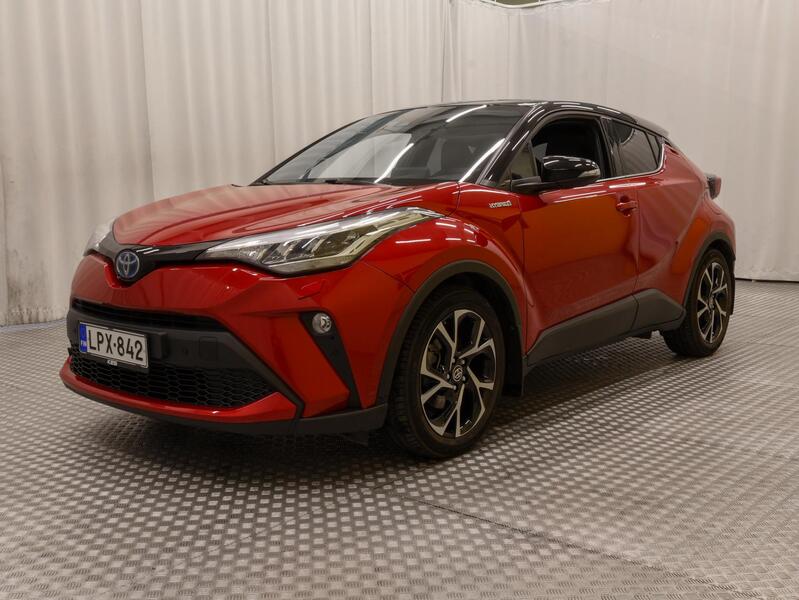 Toyota C-HR vaihtoauto