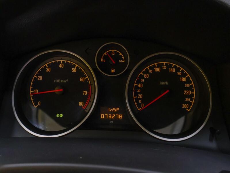 Opel Astra vaihtoauto