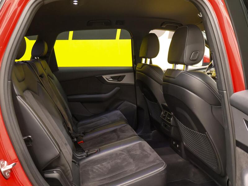 Audi Q7 vaihtoauto