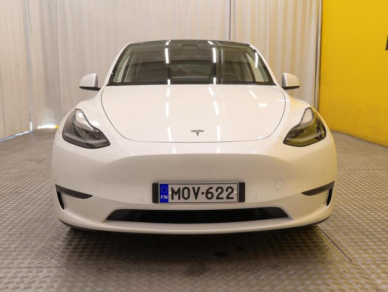 Tesla Model Y vaihtoauto
