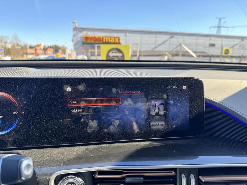 Mercedes-Benz EQC vaihtoauto