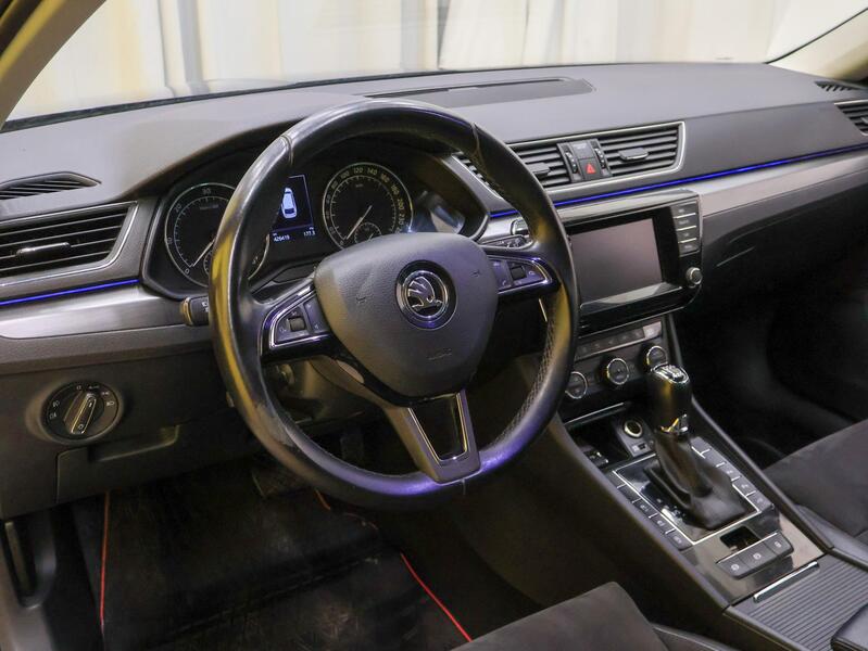 Skoda Superb vaihtoauto
