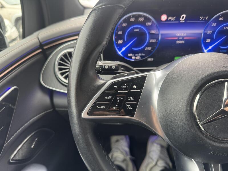 Mercedes-Benz EQE vaihtoauto