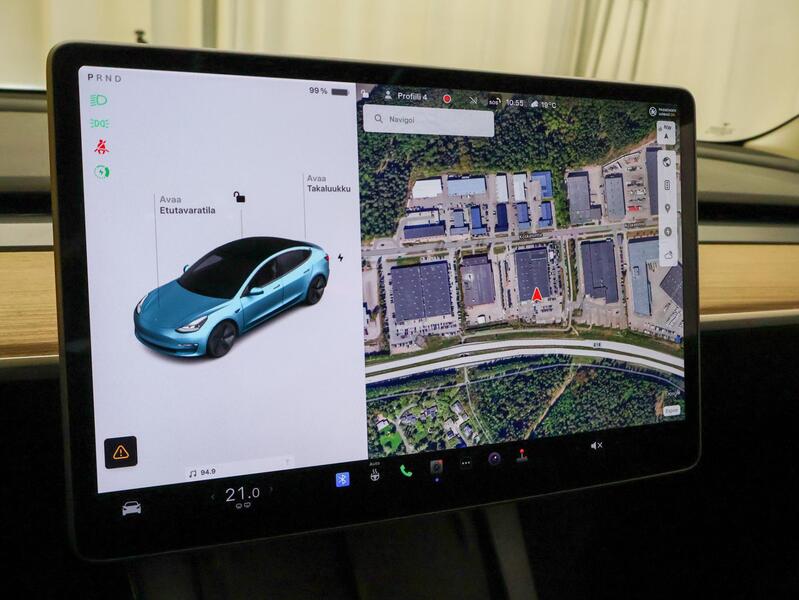 Tesla Model 3 vaihtoauto