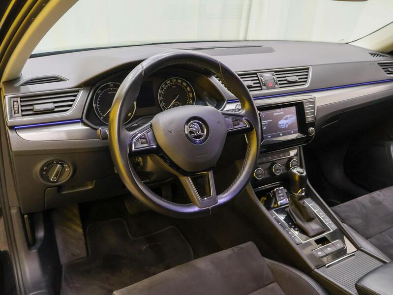 Skoda Superb vaihtoauto