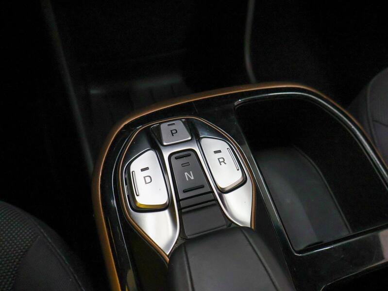 Hyundai IONIQ electric vaihtoauto