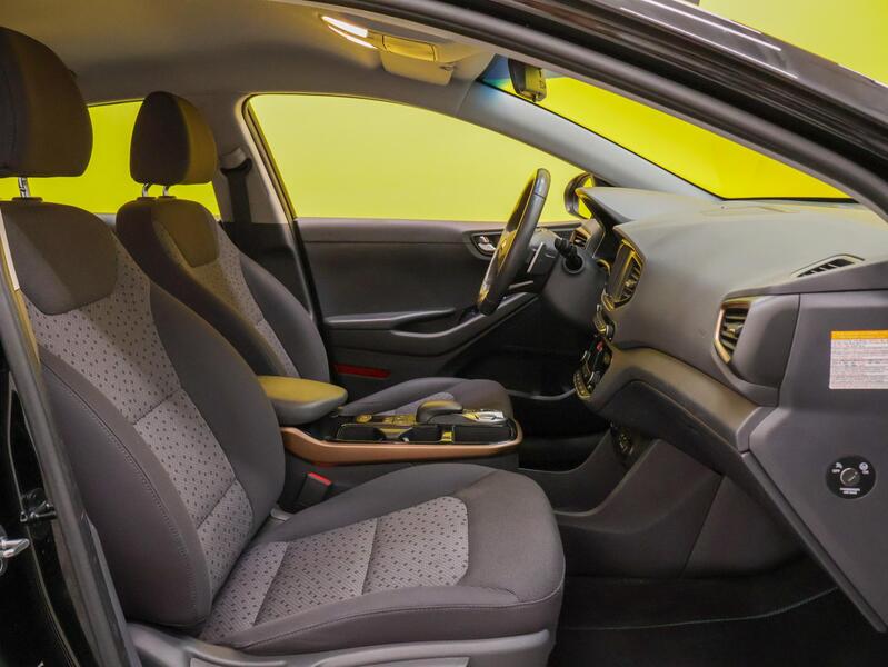 Hyundai IONIQ electric vaihtoauto