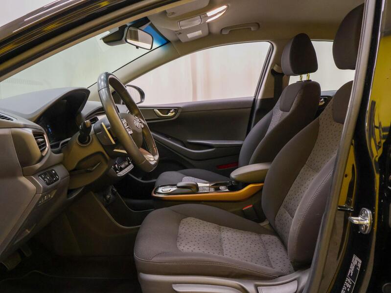 Hyundai IONIQ electric vaihtoauto