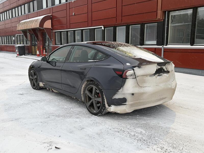 Tesla Model 3 vaihtoauto