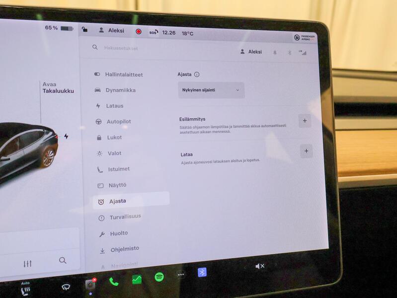 Tesla Model 3 vaihtoauto