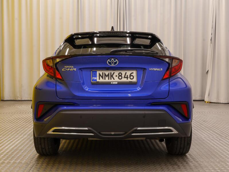 Toyota C-HR vaihtoauto