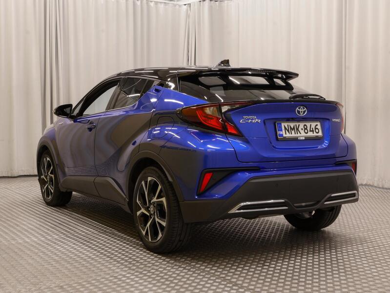 Toyota C-HR vaihtoauto