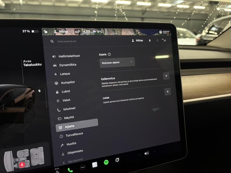 Tesla Model Y vaihtoauto