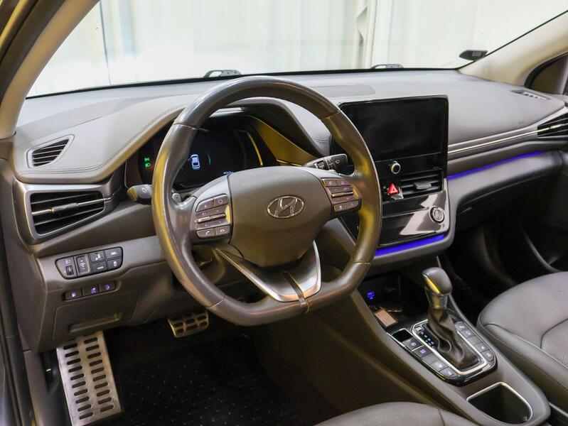Hyundai IONIQ plug-in vaihtoauto