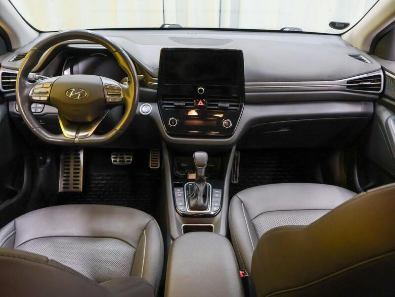 Hyundai IONIQ plug-in vaihtoauto