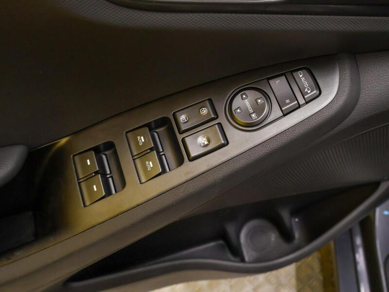 Hyundai IONIQ plug-in vaihtoauto