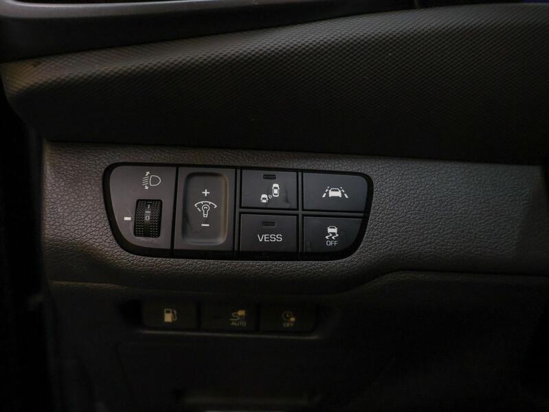 Hyundai IONIQ plug-in vaihtoauto