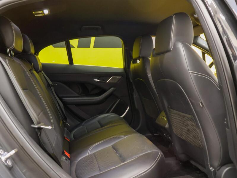 Jaguar I-PACE vaihtoauto