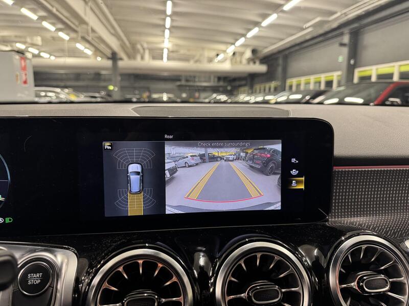 Mercedes-Benz EQB vaihtoauto