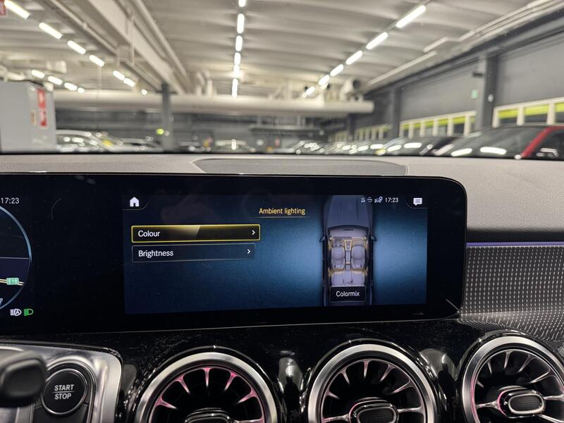 Mercedes-Benz EQB vaihtoauto