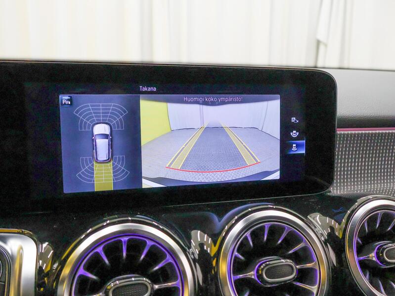 Mercedes-Benz EQB vaihtoauto