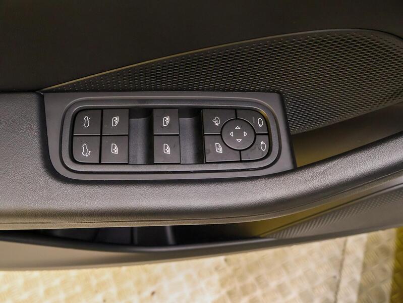 Porsche Macan vaihtoauto