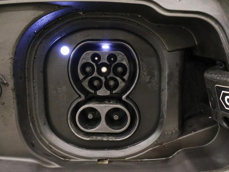 BMW i5 vaihtoauto