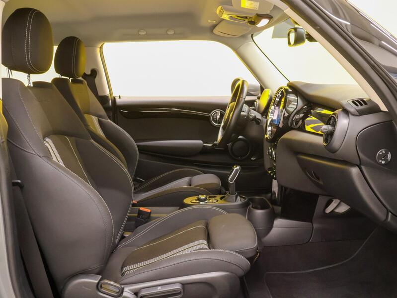 Mini Cooper vaihtoauto