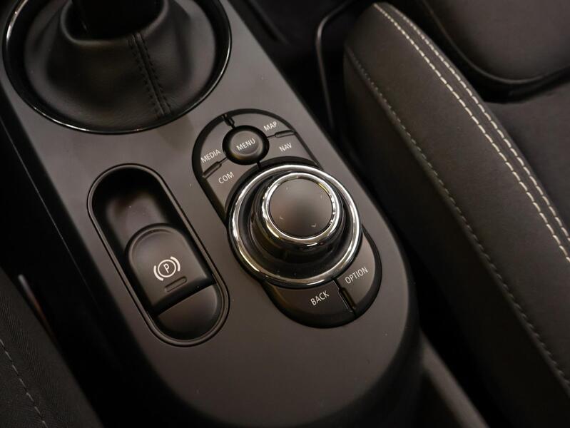 Mini Cooper vaihtoauto