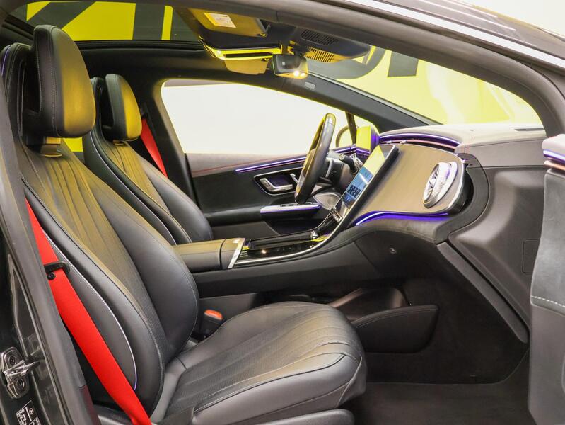 Mercedes-Benz EQE vaihtoauto