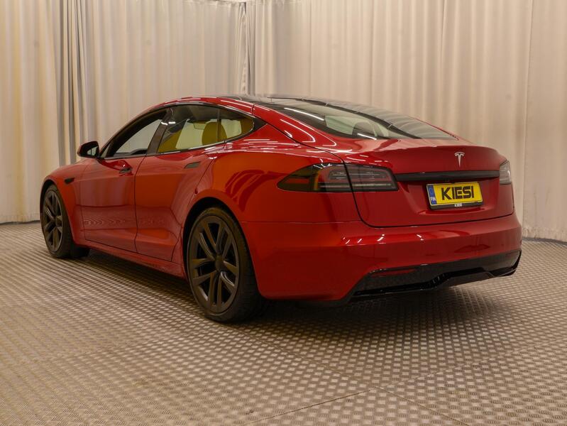 Tesla Model S vaihtoauto