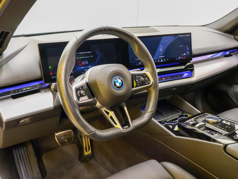 BMW i5 vaihtoauto