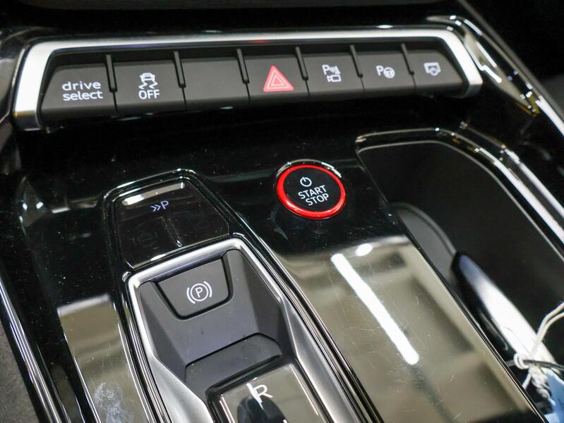 Audi e-tron GT vaihtoauto