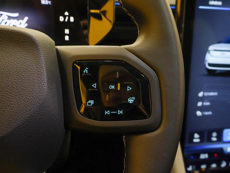 Ford USA Explorer vaihtoauto