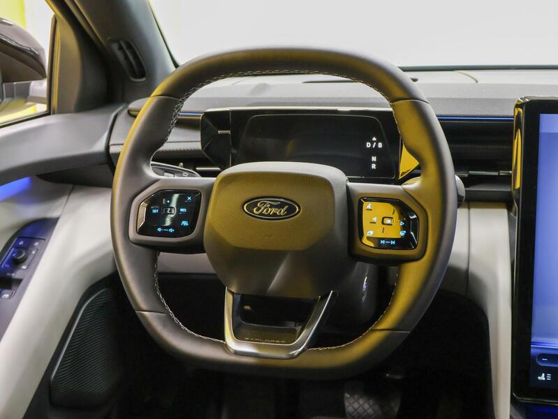 Ford USA Explorer vaihtoauto