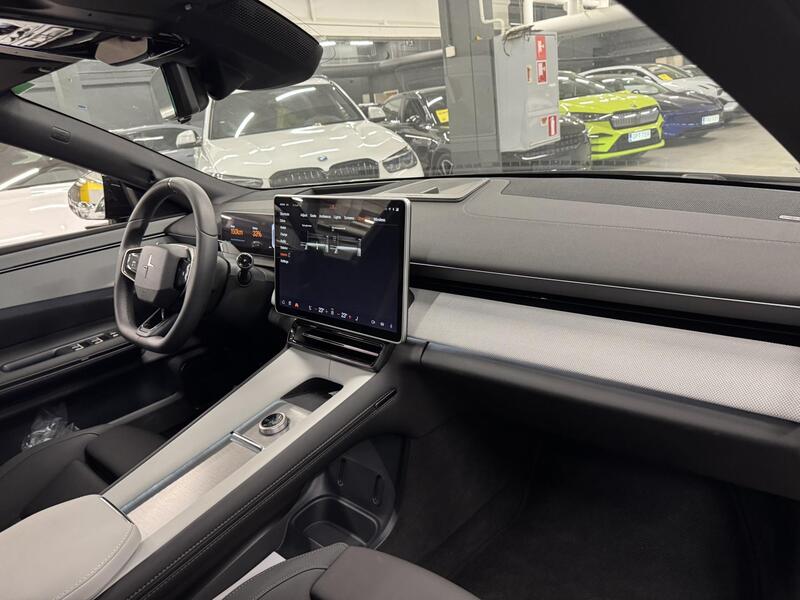 Polestar 4 vaihtoauto