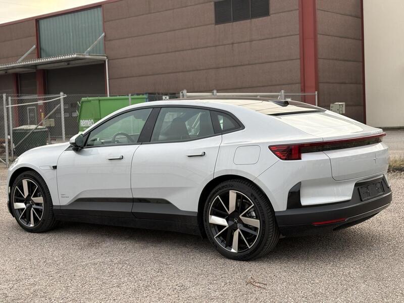 Polestar 4 vaihtoauto