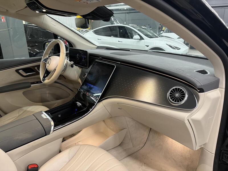 Mercedes-Benz EQS vaihtoauto