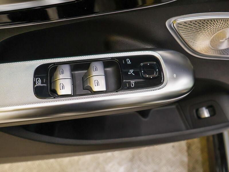 Mercedes-Benz EQE vaihtoauto