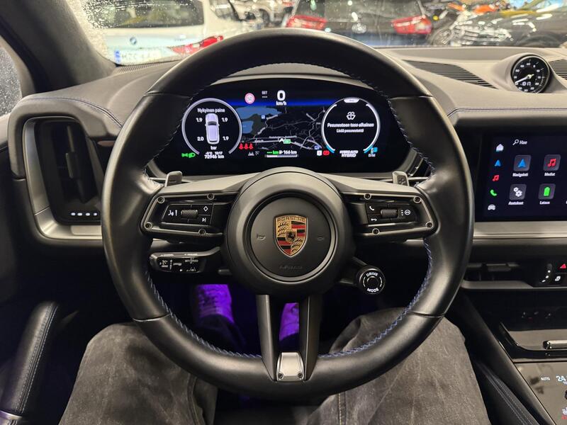 Porsche Cayenne vaihtoauto